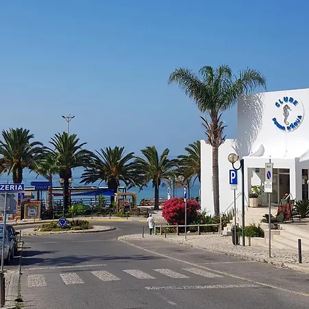 Oura Ocean Front Διαμέρισμα Αλμπουφέιρα