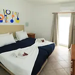 Oura Ocean Front Апартаменты