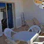 Oura Ocean Front Апартаменты Албуфейра