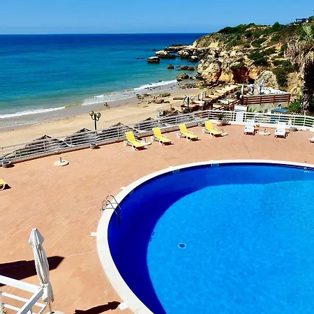 Oura Ocean Front Apartamento *