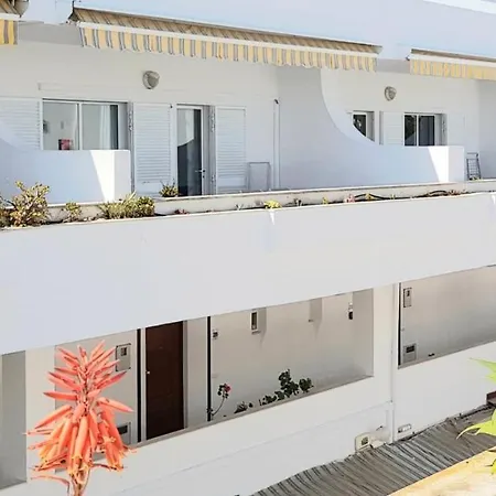 Apartamento Oura Ocean Front